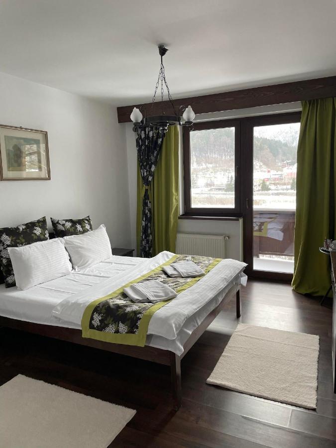 Casa Luce - Camere De Inchiriat Buşteni Exterior foto