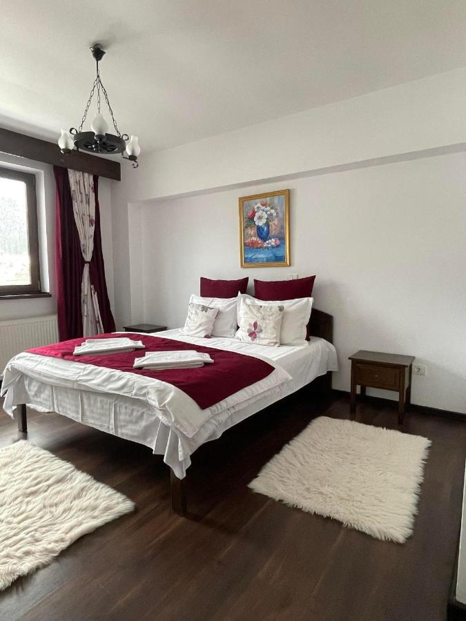 Casa Luce - Camere De Inchiriat Buşteni Exterior foto